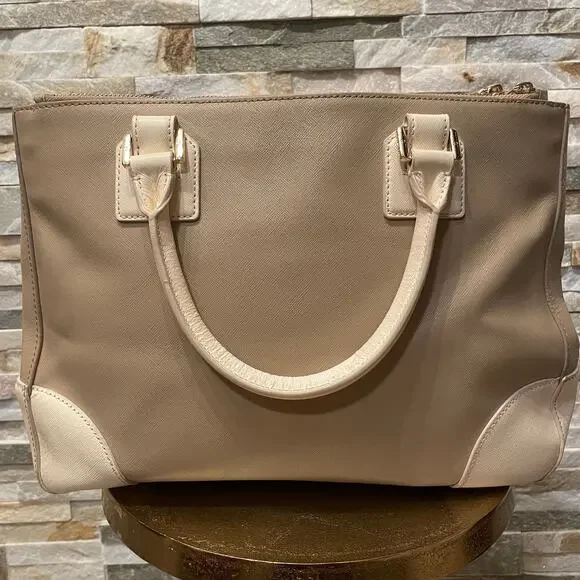 Tory Burch Robinson Double Zip Tote, Rare Color | Oatmeal Ivory Saffiano Leather - Picture 3 of 15